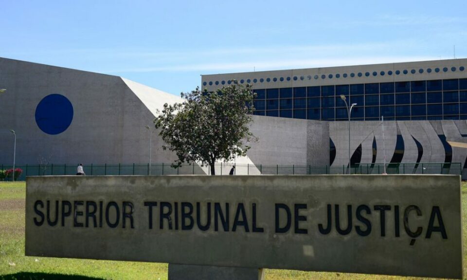 Brazilian courts will decide if soccer star Robinho, convicted in Italy for rape, can serve time in Brazil