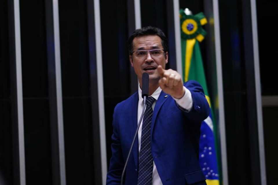 Former Operation Car Wash prosecutor Deltan Dallagnol removed from office in Brazil’s Chamber of Deputies